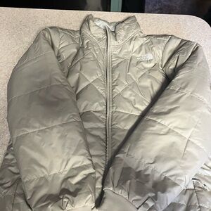The North Face olive green puffer lining!